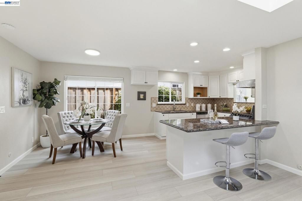 Image 17 of property listing at 6563 Camden Ave, San Jose, CA 95120