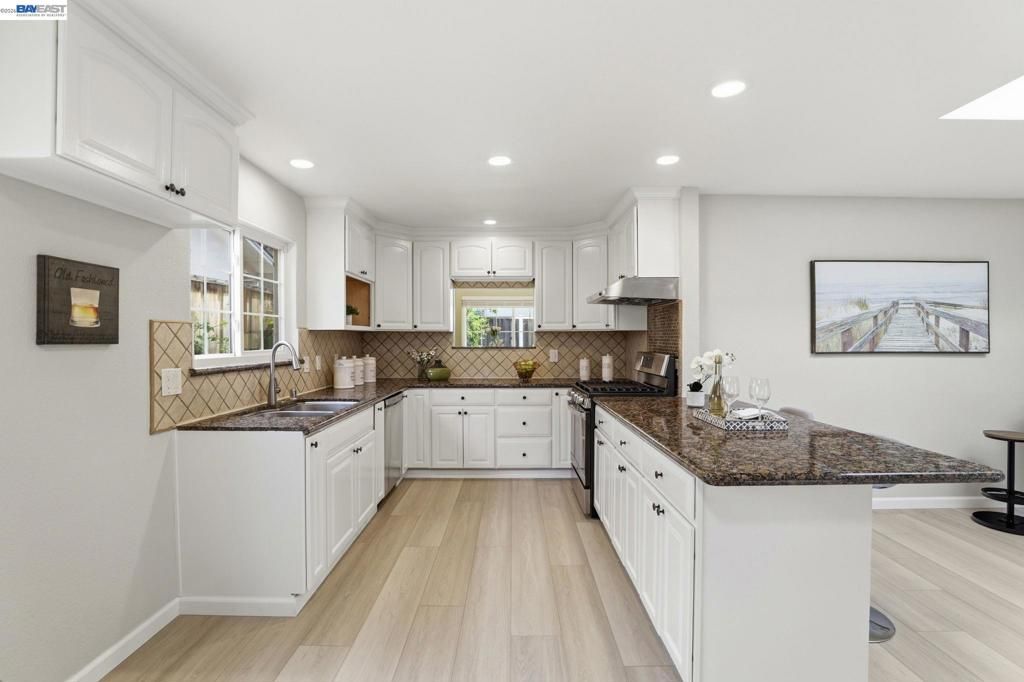 Image 20 of property listing at 6563 Camden Ave, San Jose, CA 95120