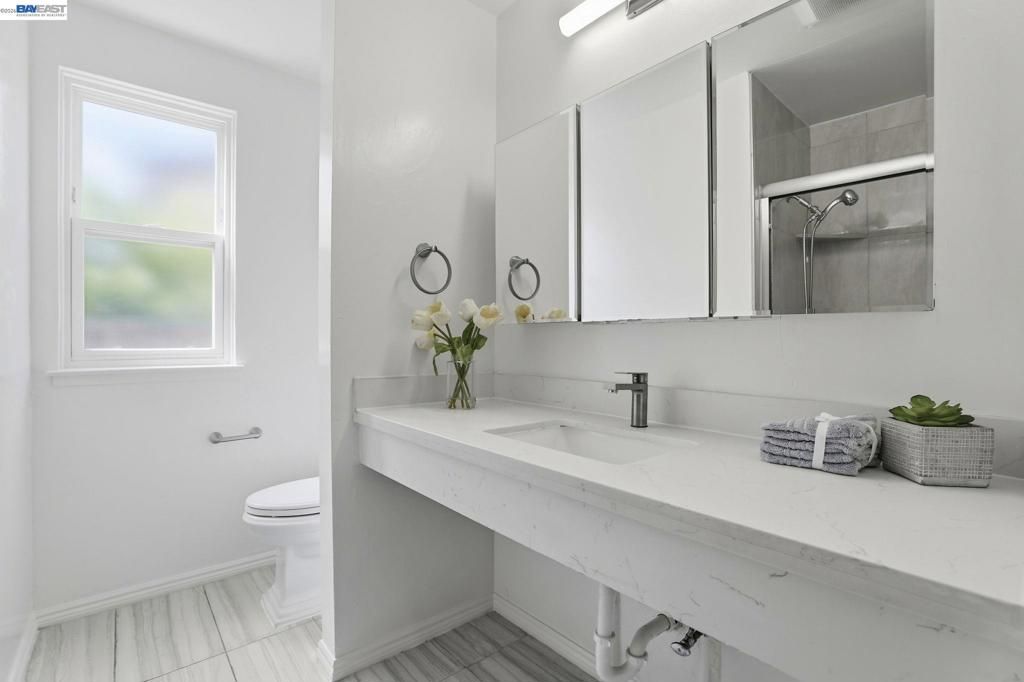 Image 36 of property listing at 6563 Camden Ave, San Jose, CA 95120