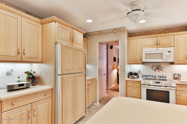 909 Prospect Avenue, Spring Lake, NJ 07762