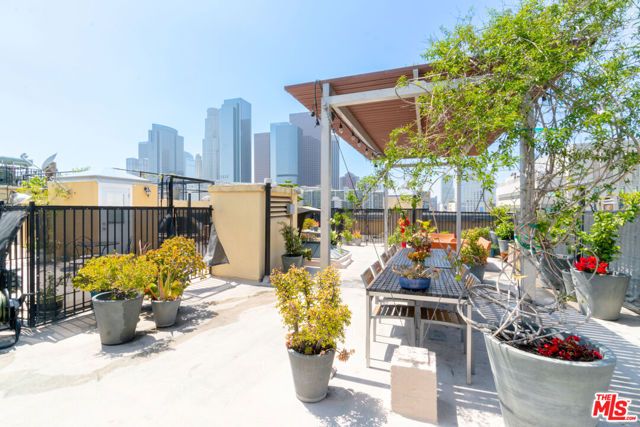 108 W 2nd Street 708, Los Angeles, CA 90012