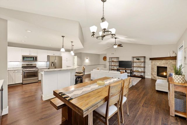 212 W Gonstead Road, Mount Horeb, WI 53572