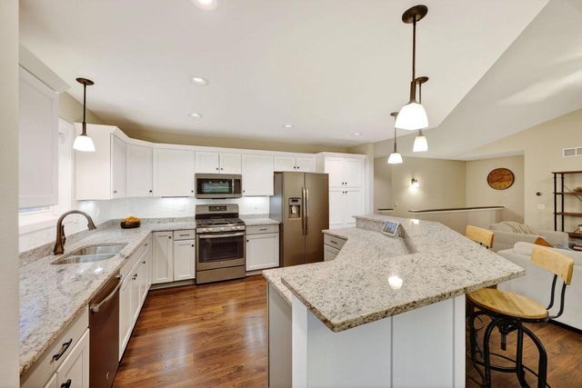 212 W Gonstead Road, Mount Horeb, WI 53572