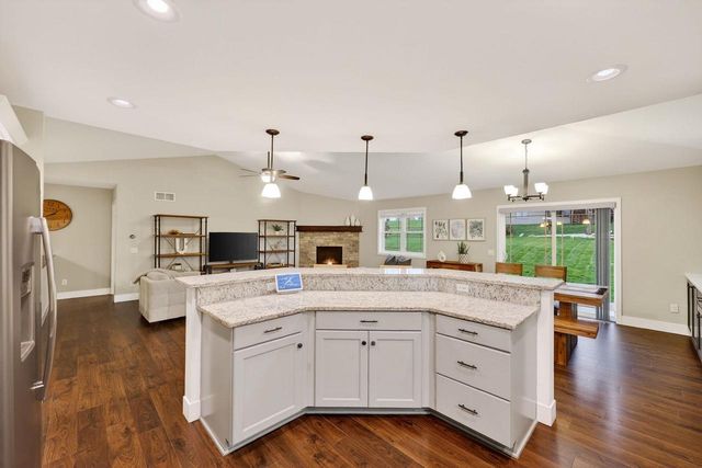 212 W Gonstead Road, Mount Horeb, WI 53572