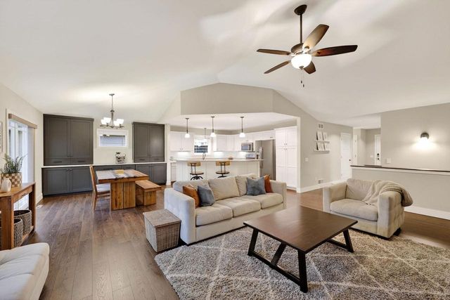 212 W Gonstead Road, Mount Horeb, WI 53572