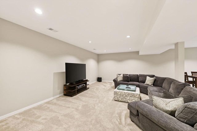 212 W Gonstead Road, Mount Horeb, WI 53572