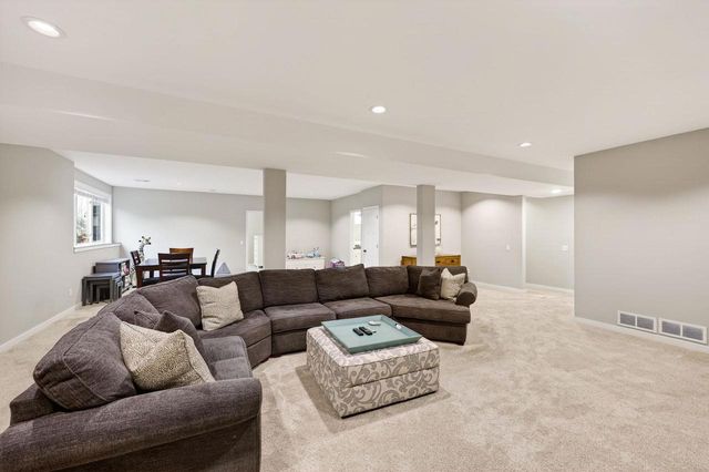 212 W Gonstead Road, Mount Horeb, WI 53572