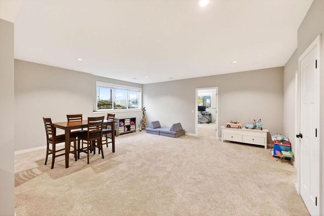 212 W Gonstead Road, Mount Horeb, WI 53572
