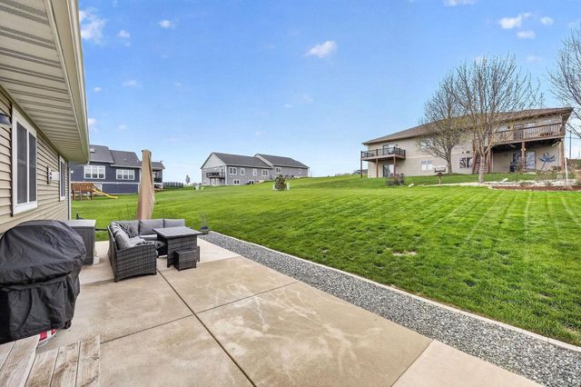212 W Gonstead Road, Mount Horeb, WI 53572