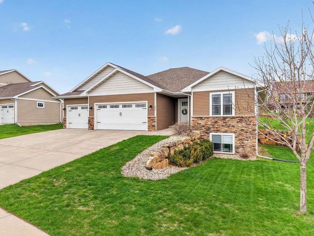 212 W Gonstead Road, Mount Horeb, WI 53572