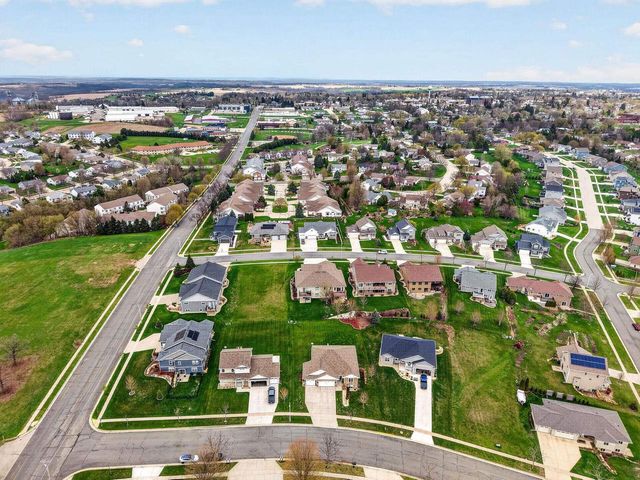 212 W Gonstead Road, Mount Horeb, WI 53572