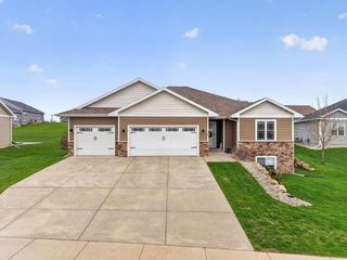 212 Gonstead Road, Mount Horeb, WI 53572