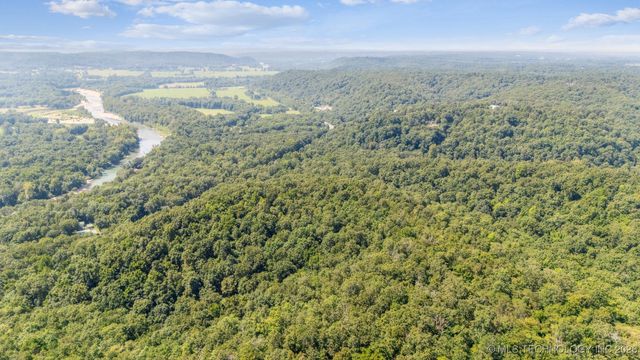 8119 N 544, Tahlequah, OK 74464