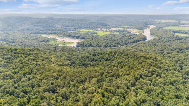 8119 N 544, Tahlequah, OK 74464