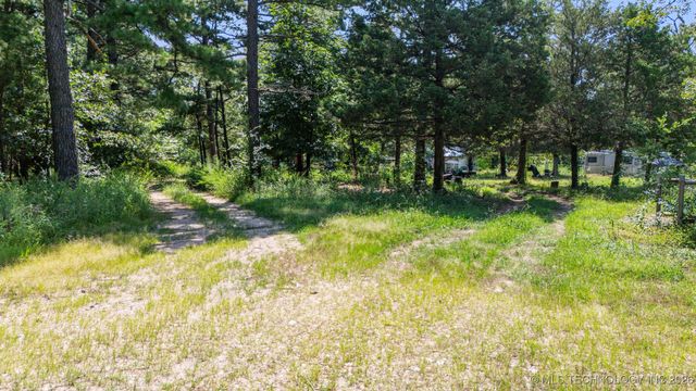 8119 N 544, Tahlequah, OK 74464