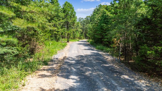 8119 N 544, Tahlequah, OK 74464