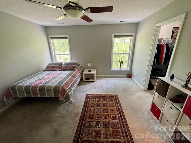 8049 Stoneham Court, Matthews, NC 28105