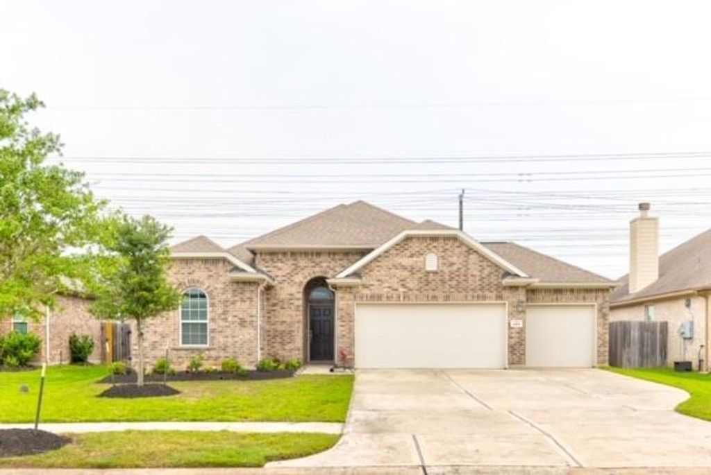 2401 Trocadero Lane, League City, TX 77573