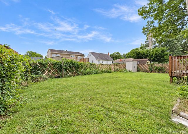 90 Robinwood Drive, Mastic Beach, NY 11951