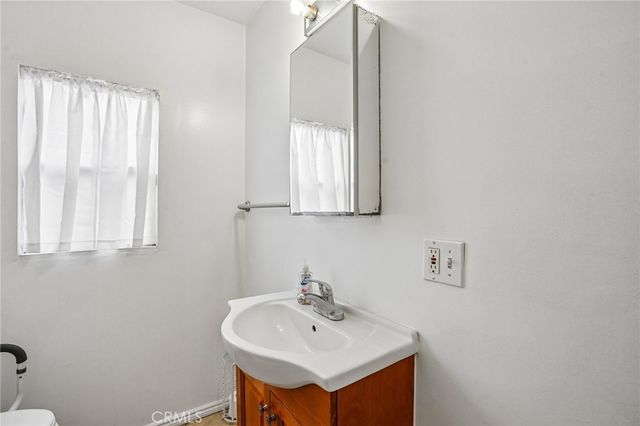 1359 S Downey Road, Los Angeles, CA 90023