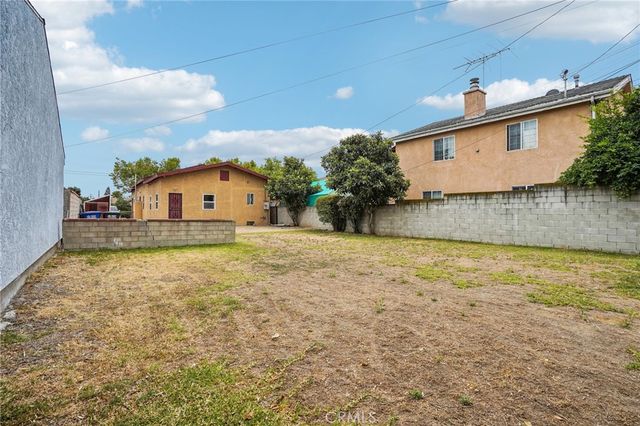 1359 S Downey Road, Los Angeles, CA 90023