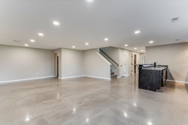 2817 N Woodridge, Wichita, KS 67226