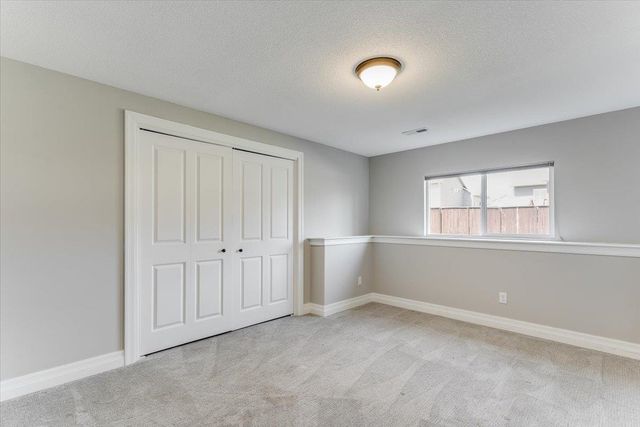 2817 N Woodridge, Wichita, KS 67226