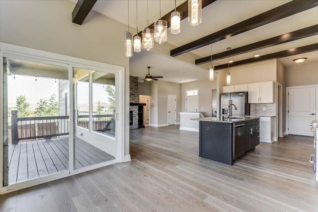 2817 N Woodridge, Wichita, KS 67226