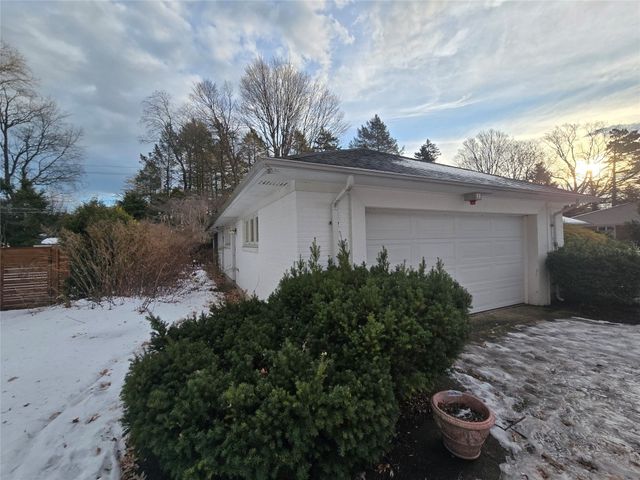 315 MONOCA Drive, Erie, PA 16505