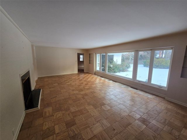 315 MONOCA Drive, Erie, PA 16505