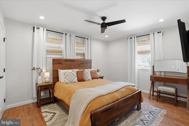 1263 TYLER AVE, Phoenixville, PA 19460
