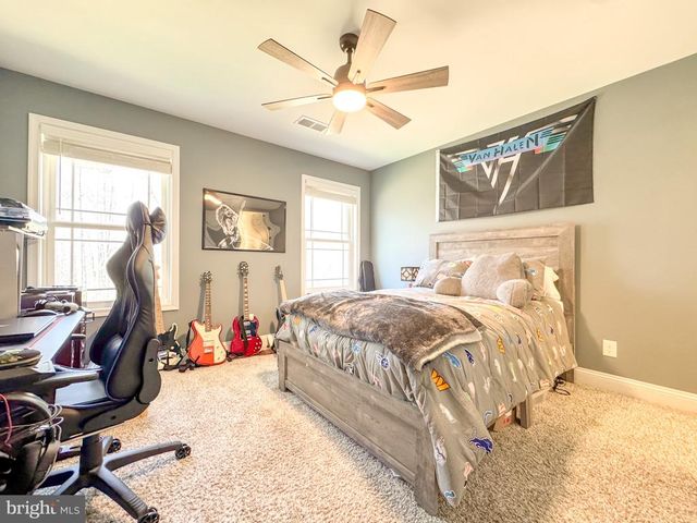 9125 RAPIDAN DR, Fredericksburg, VA 22407