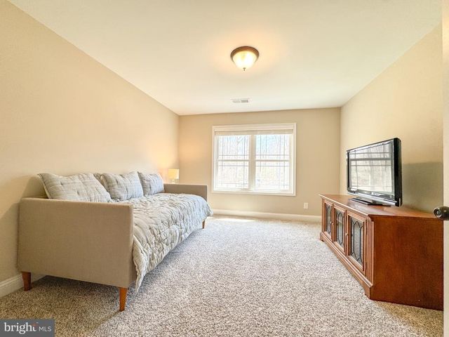 9125 RAPIDAN DR, Fredericksburg, VA 22407