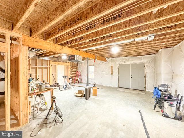 9125 RAPIDAN DR, Fredericksburg, VA 22407