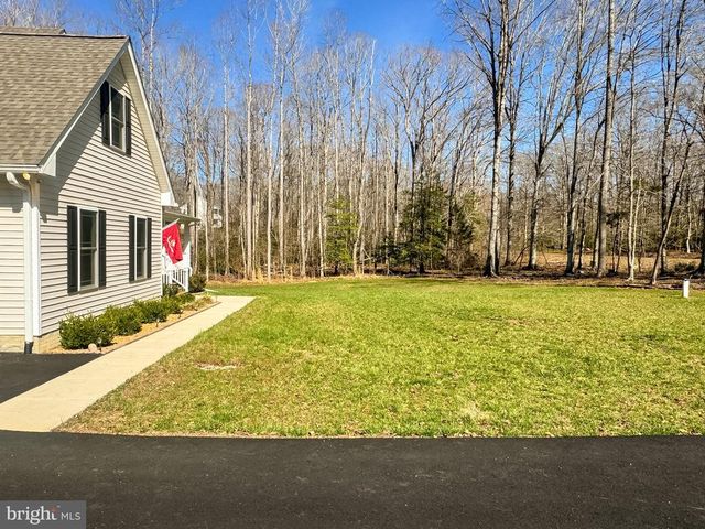 9125 RAPIDAN DR, Fredericksburg, VA 22407