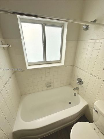 1821 N 17th Court 26, Hollywood, FL 33020