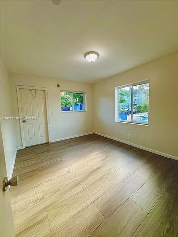 1821 N 17th Court 26, Hollywood, FL 33020