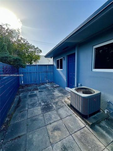 1821 N 17th Court 26, Hollywood, FL 33020
