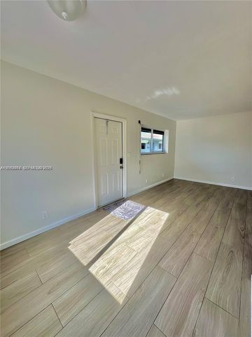 1821 N 17th Court 26, Hollywood, FL 33020