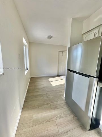 1821 N 17th Court 26, Hollywood, FL 33020
