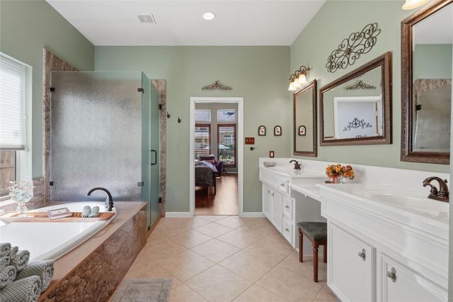 3903 Orchard Club Drive, Richmond, TX 77407