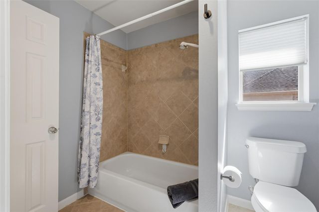 3903 Orchard Club Drive, Richmond, TX 77407