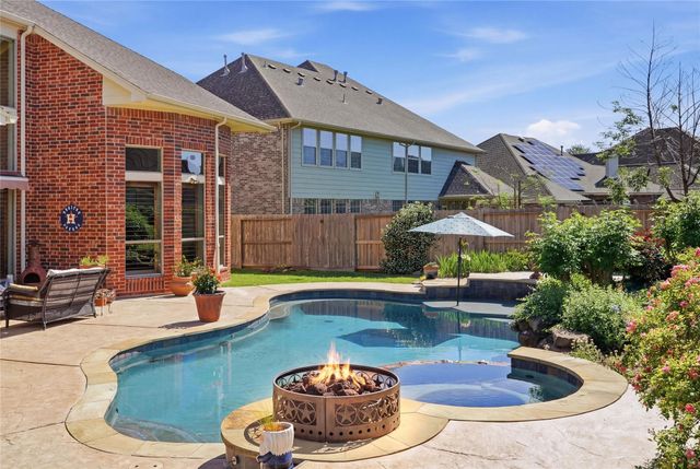 3903 Orchard Club Drive, Richmond, TX 77407