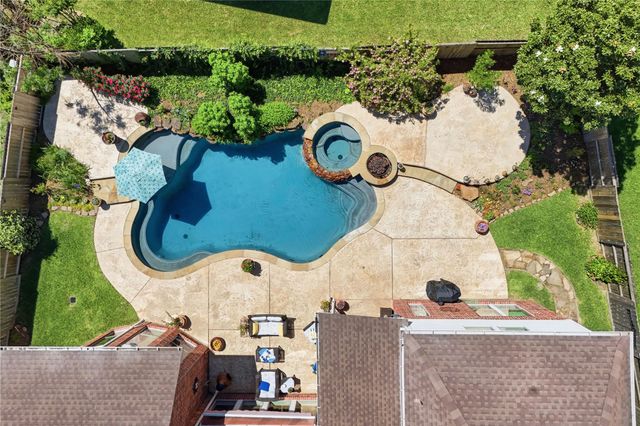 3903 Orchard Club Drive, Richmond, TX 77407