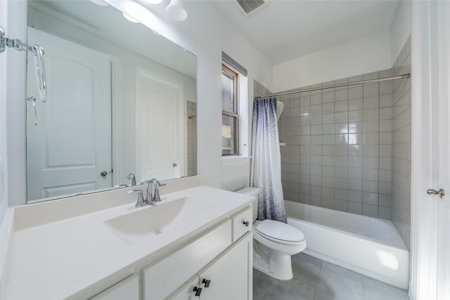 921 Bayberry Drive, Northlake, TX 76226