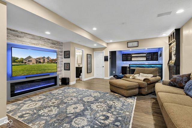 9981 Sugarleaf Place, Fishers, IN 46038