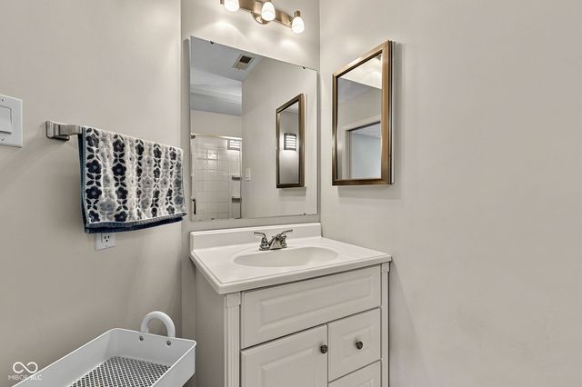 9981 Sugarleaf Place, Fishers, IN 46038