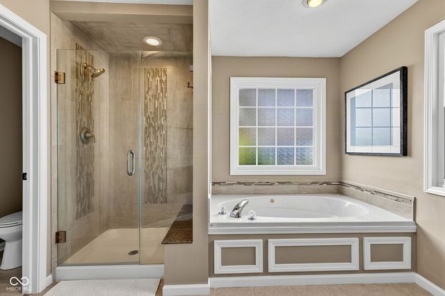 9981 Sugarleaf Place, Fishers, IN 46038