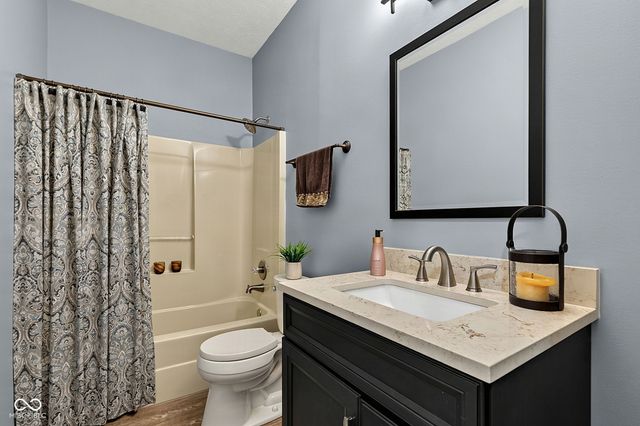 9981 Sugarleaf Place, Fishers, IN 46038