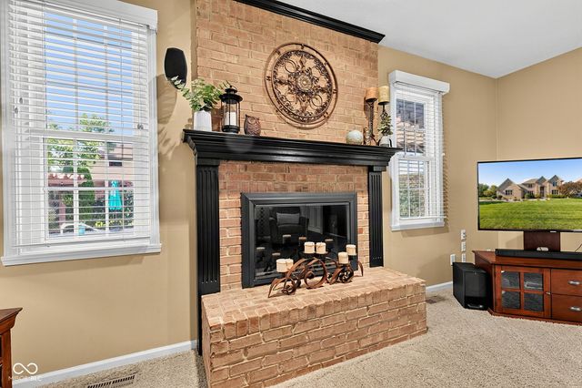9981 Sugarleaf Place, Fishers, IN 46038